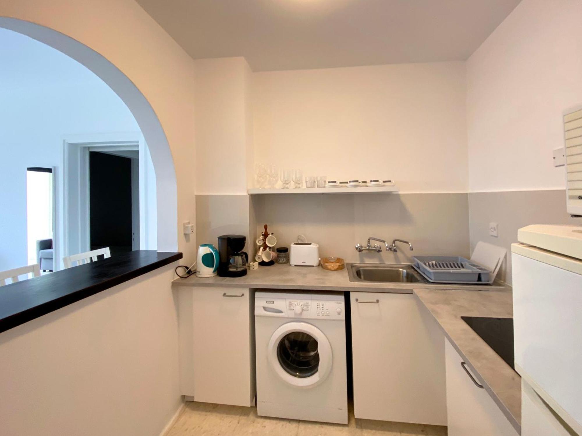 1St Class Location With Sea&Pool View Пафос Екстериор снимка