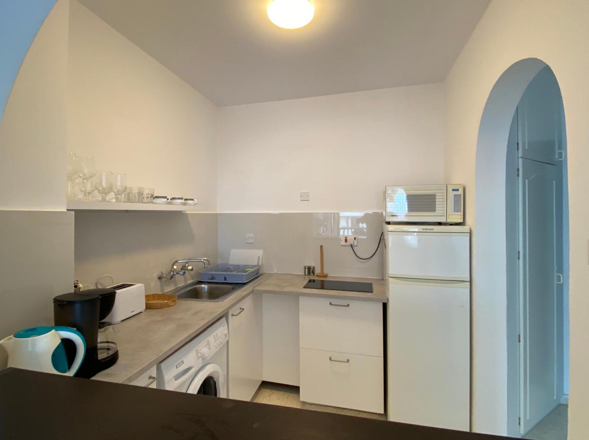 1St Class Location With Sea&Pool View Пафос Екстериор снимка